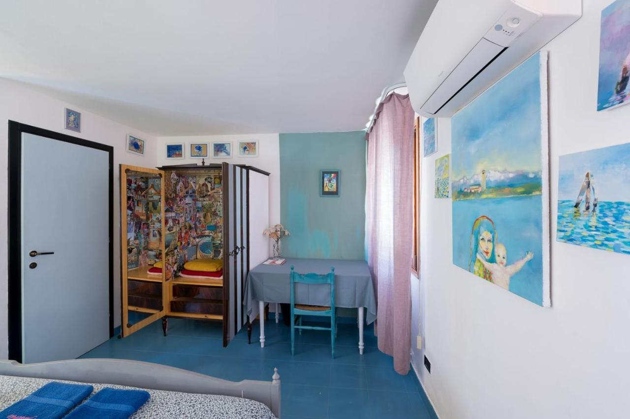 Night Galleria Holiday Home - Bed & Art In Burano - The Pink House Екстериор снимка