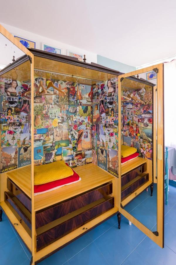 Night Galleria Holiday Home - Bed & Art In Burano - The Pink House Екстериор снимка