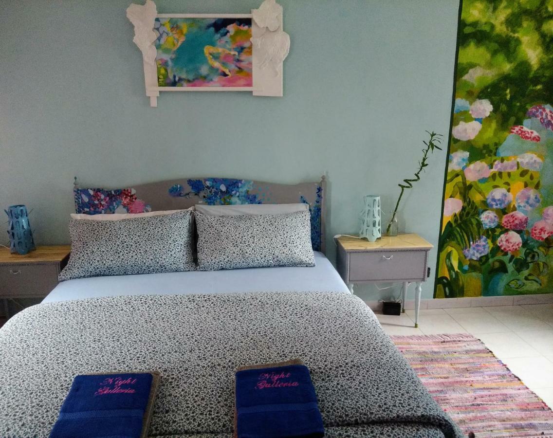 Night Galleria Holiday Home - Bed & Art In Burano - The Pink House Екстериор снимка